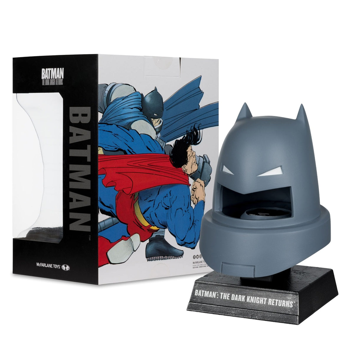 Zdjęcie produktu Batman DC Direct mini replika 1/3 Opancerzona maska Batmana (The Dark Knight Returns) 18 cm