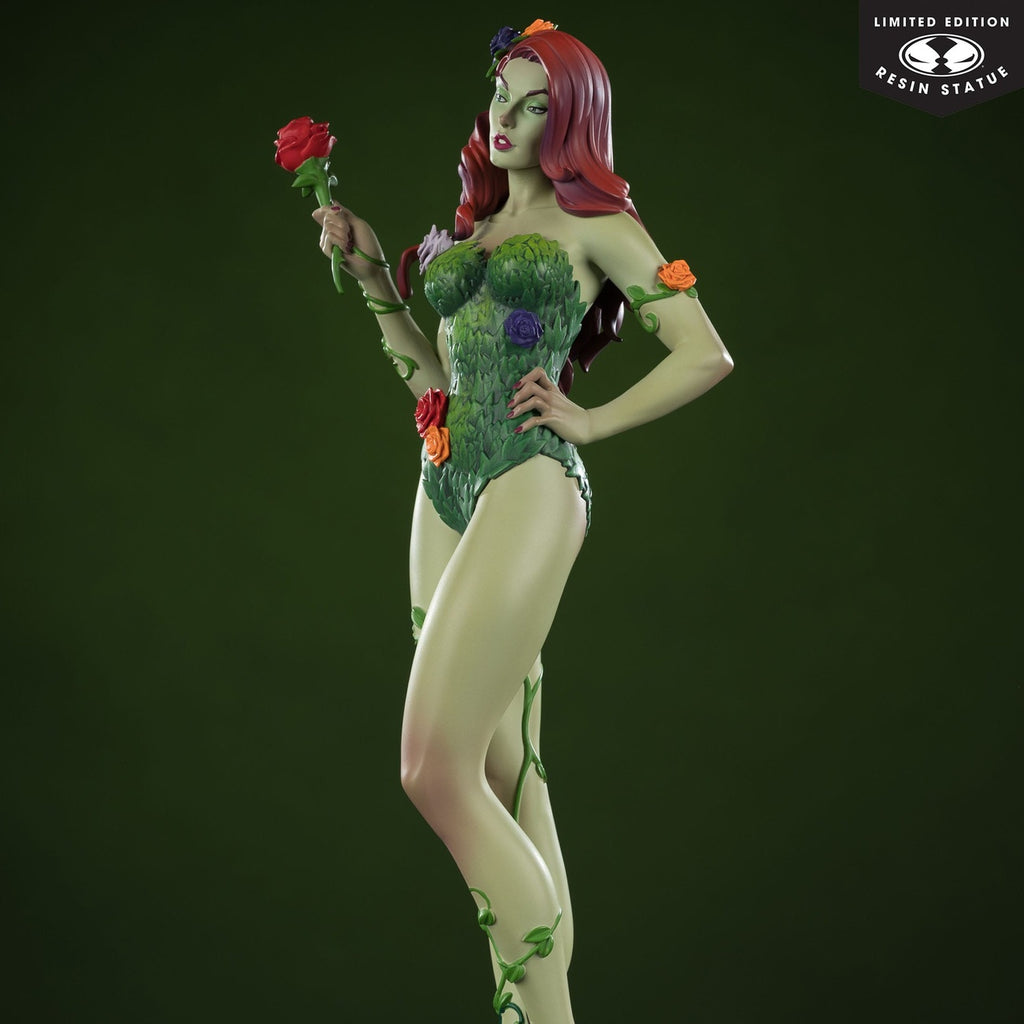 Zdjęcie produktu DC Direct Cover Girls Figura 1/8 Poison Ivy by J. Scott Campbell 24 cm
