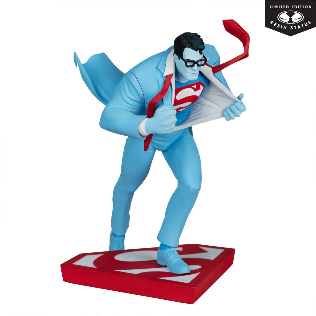Product image DC Direct Statue 1/10 Superman Red and Blue: Superman by Clayton Henry Limited Edition 16 cm