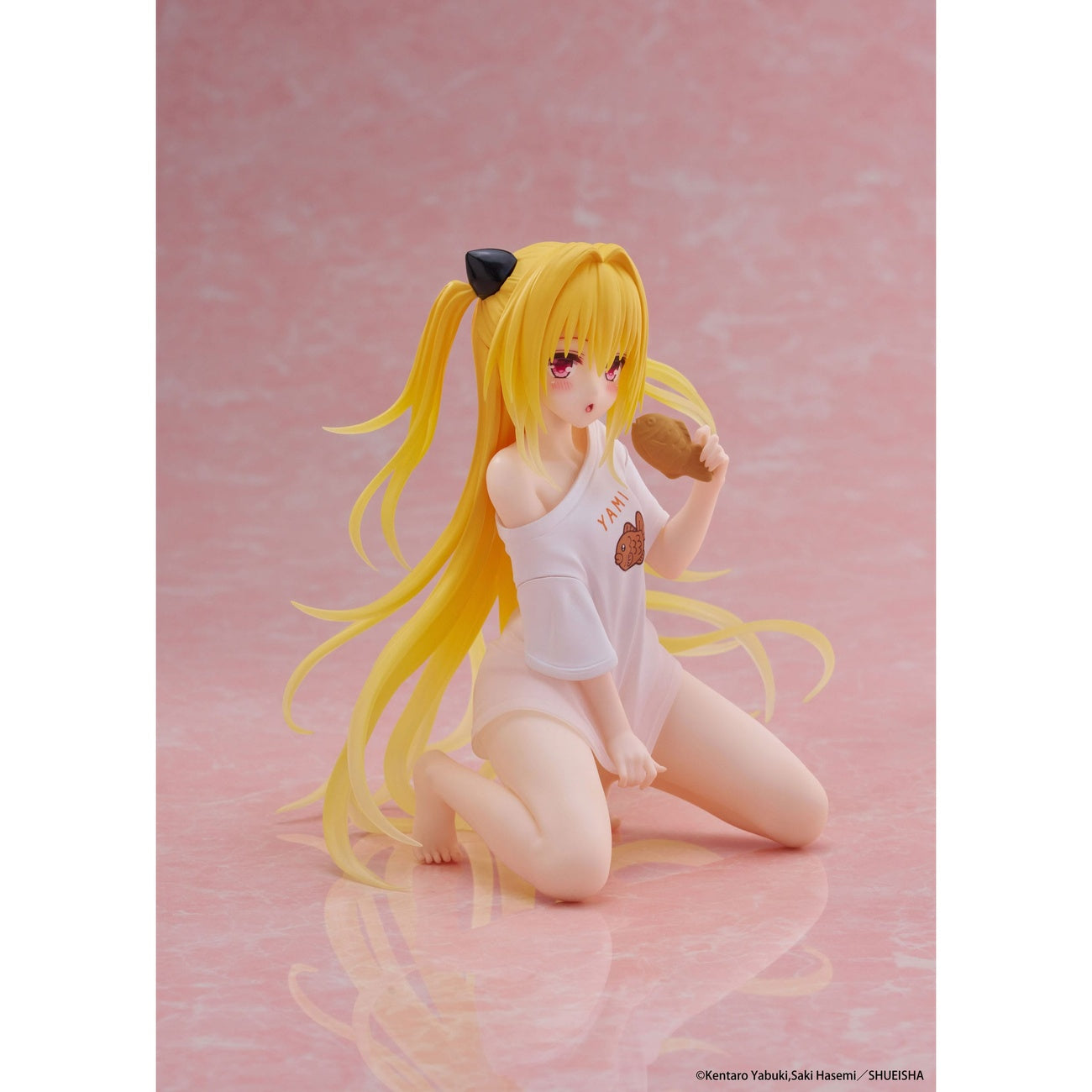 Zdjęcie produktu To Love-Ru Darkness Figurka PVC Desktop Cute Figure Golden Darkness Roomwear Ver. 13 cm