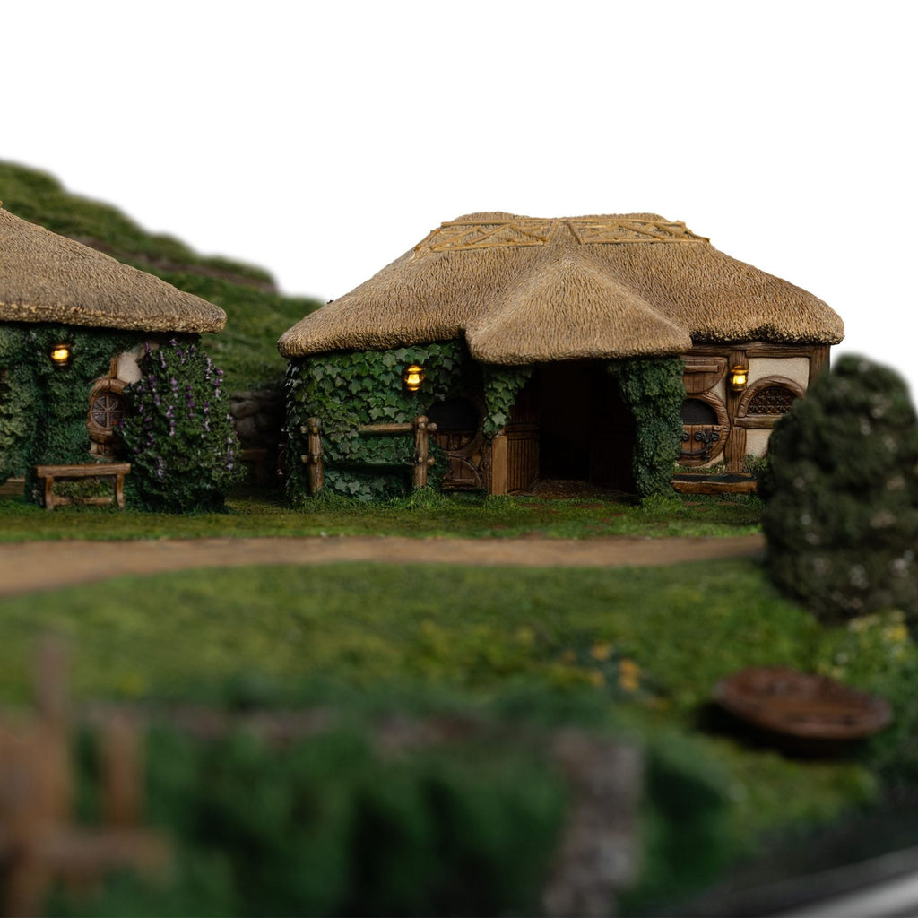 Zdjęcie produktu Władca Pierścieni Figurka The Green Dragon Inn