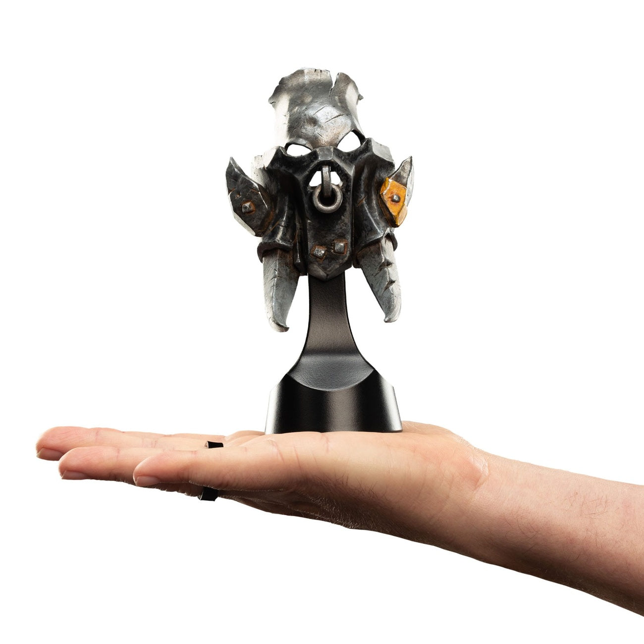 Zdjęcie produktu Warhammer: Age Of Sigmar Replika 1/4 Hełm Orruk Ardboy 15 cm