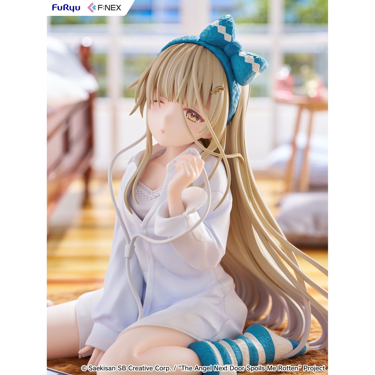 Zdjęcie produktu The Angel Next Door Spoils Me Rotten F:Nex Figurka PVC 1/7 Mahiru Shiina Relax Ver. 14 cm