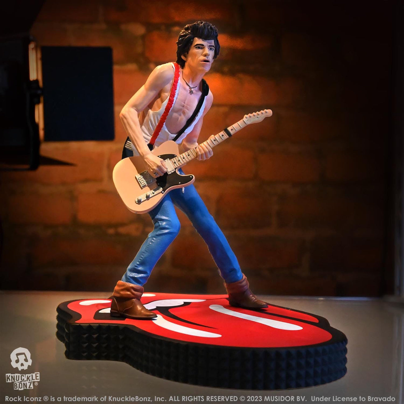 Zdjęcie produktu The Rolling Stones Rock Iconz Figurka Keith Richards (Tattoo You Tour 1981) 22 cm