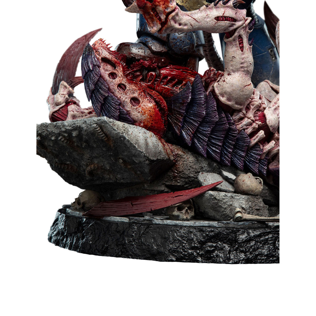 Zdjęcie produktu Warhammer 40,000: Space Marine 2 Figura 1/6 Lieutenant Titus Battleline Edition 63 cm