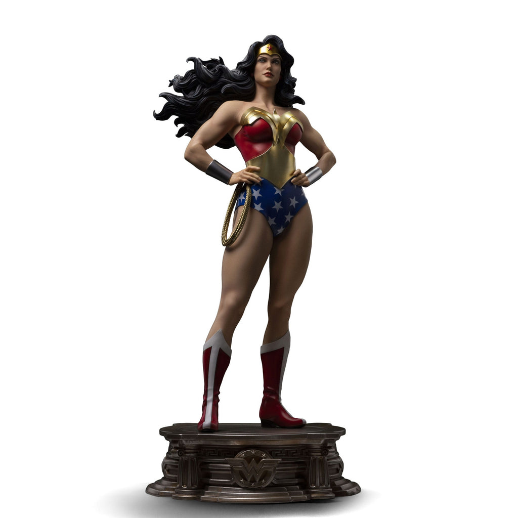 Product image DC Comics Legacy Replica Statue 1/4 Wonder Woman 56 cm