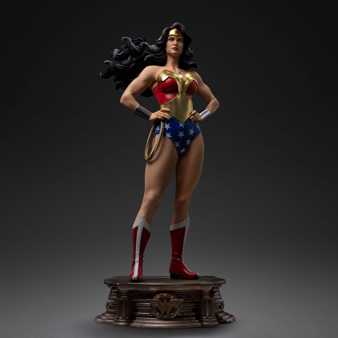 Product image DC Comics Legacy Replica Statue 1/4 Wonder Woman 56 cm