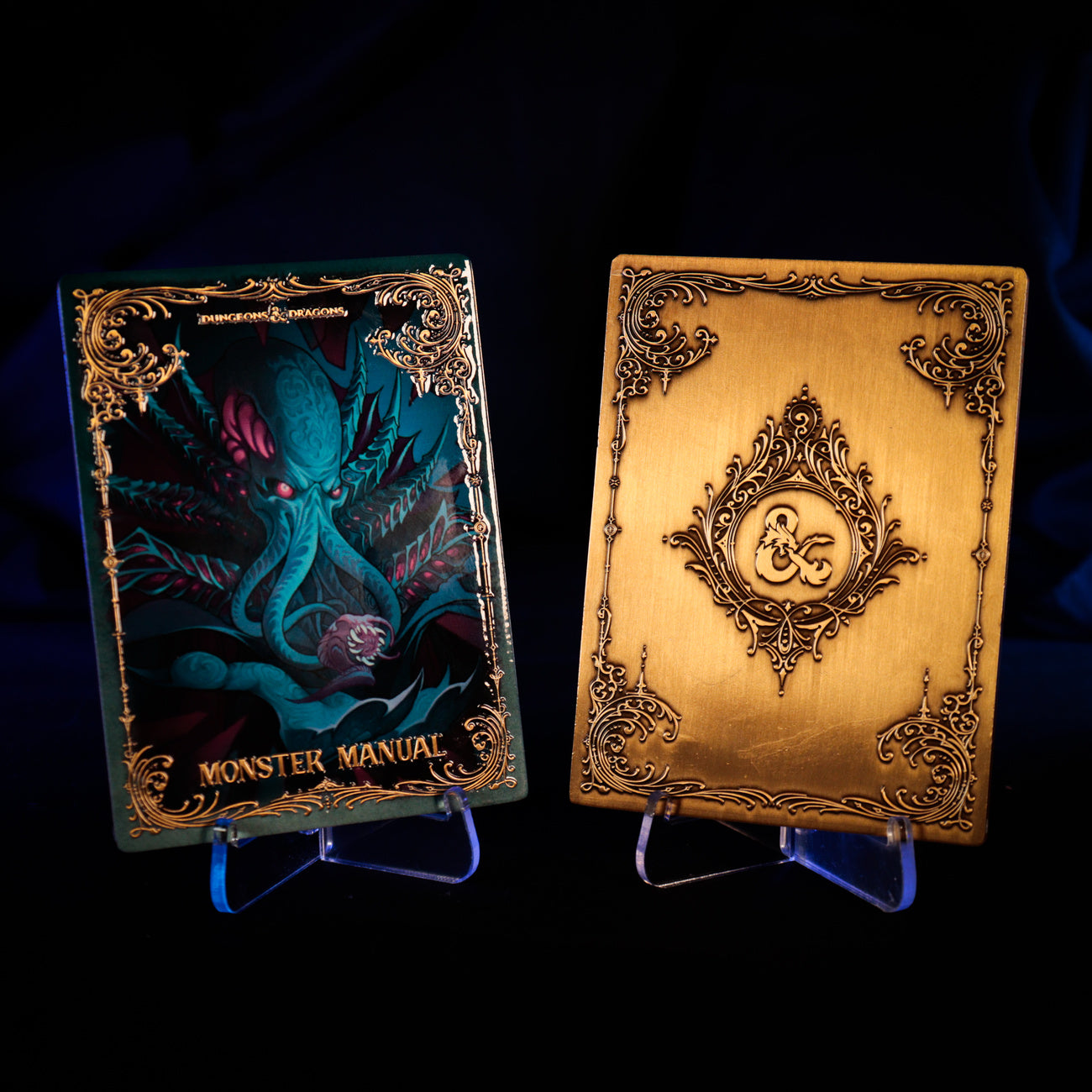 Product image Dungeons & Dragons – Monster Manual Alternate Cover Metal Bar Limited Edition