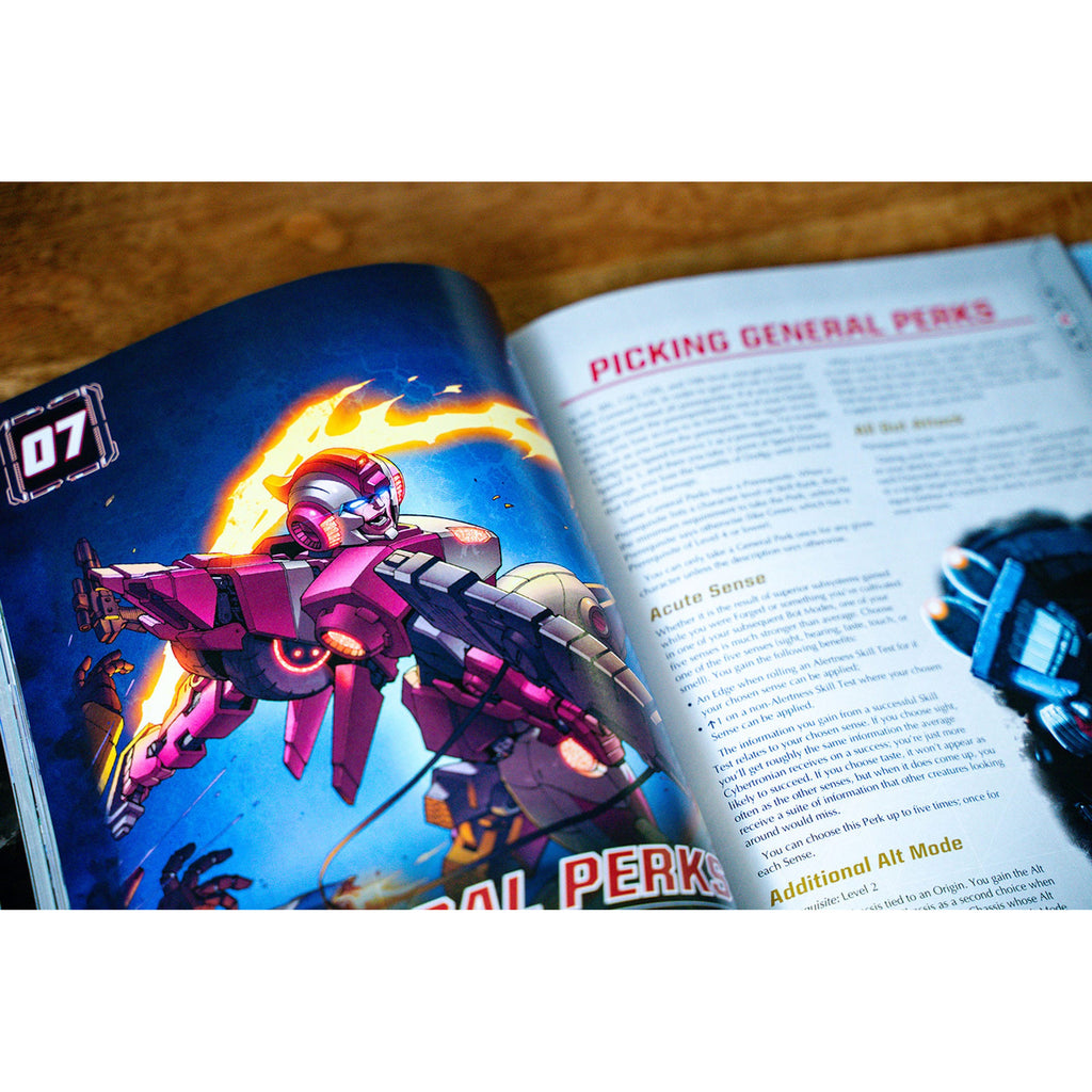 Zdjęcie produktu Transformers RPG Podręcznik podstawowy *Wersja angielska*