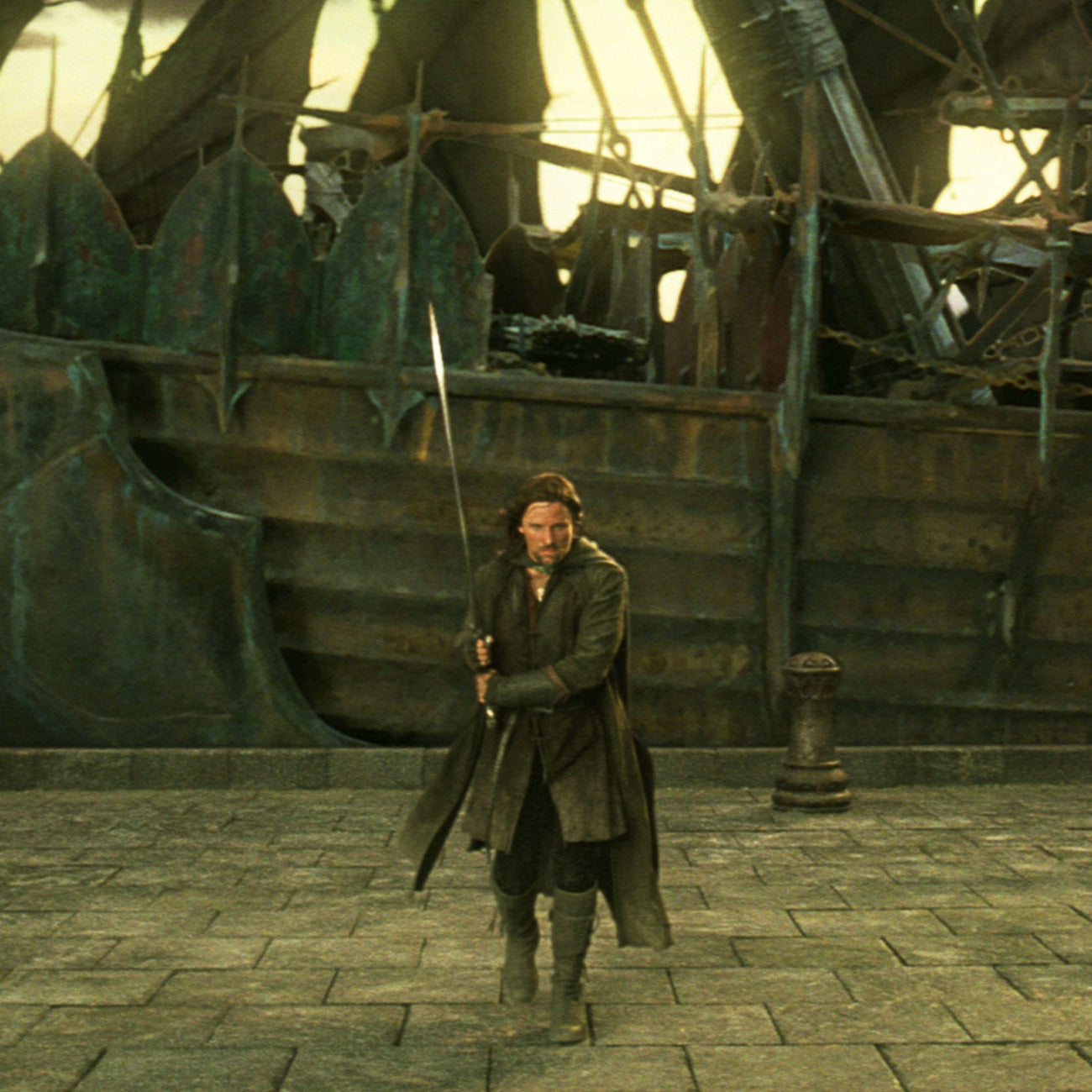 Product image The Lord of the Rings Mini Statue Aragorn 20 cm