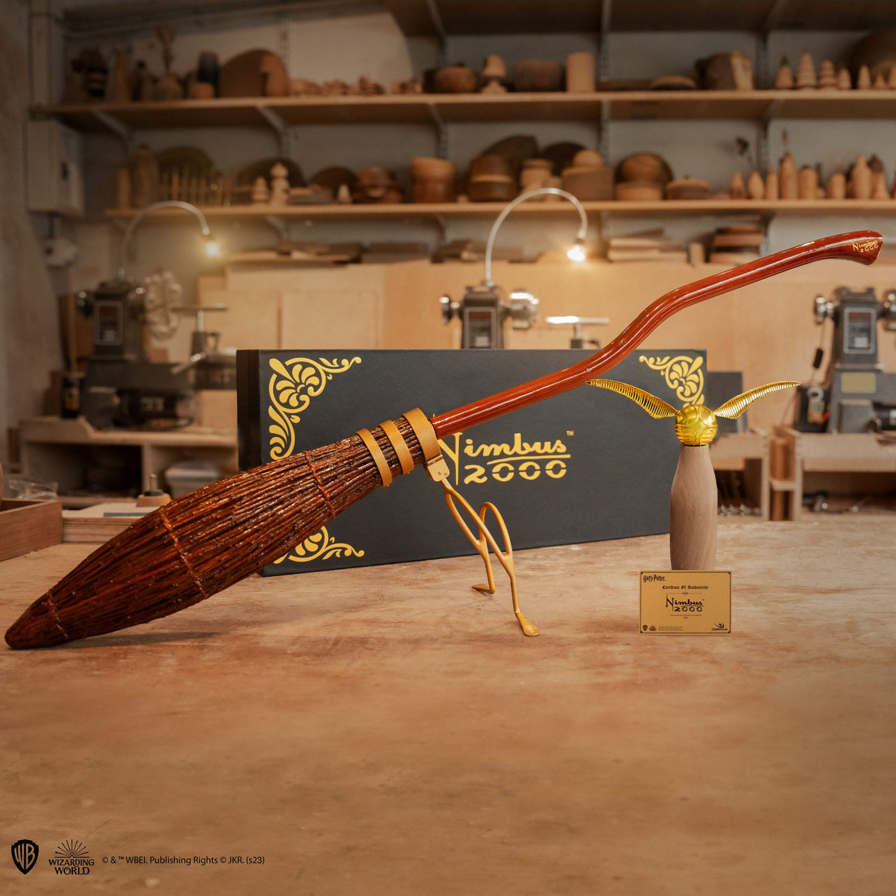 Zdjęcie produktu Harry Potter Replika 1/1 Nimbus 2000 Junior Miotła Czarodziejska