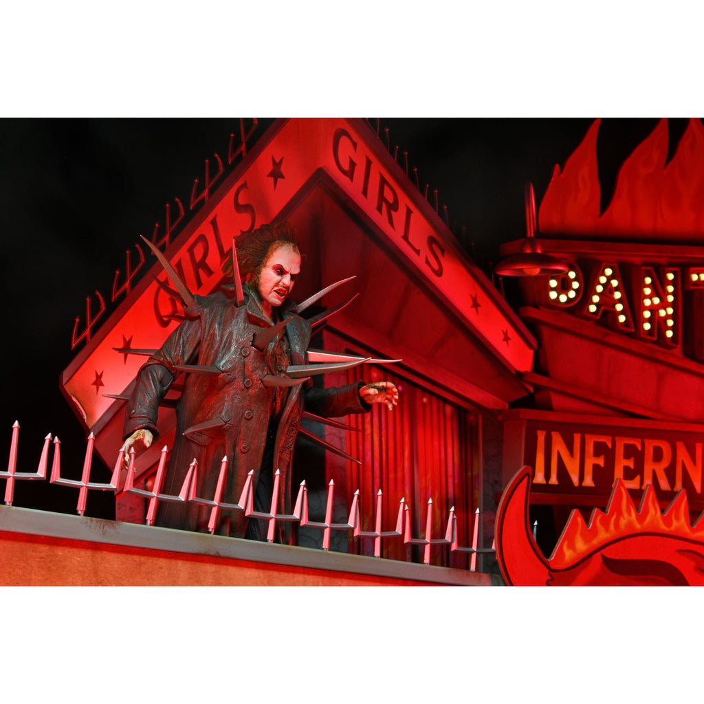 Zdjęcie produktu Beetlejuice (1988) Diorama Trenchcoat with Spikes Inferno