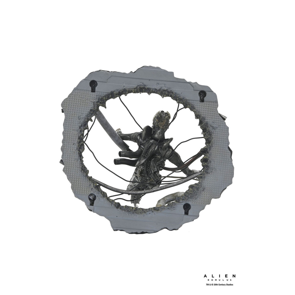 Zdjęcie produktu Alien: Romulus Figurka Akcji Deluxe Suspended Lab Xenomorph