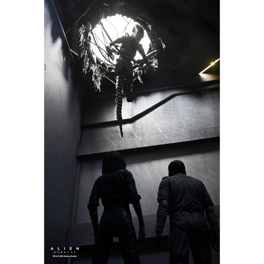 Zdjęcie produktu Alien: Romulus Figurka Akcji Deluxe Suspended Lab Xenomorph