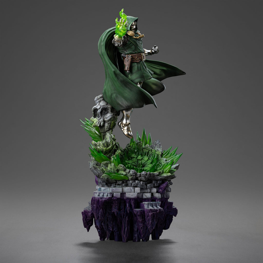 Zdjęcie produktu Figurka Doctor Doom Marvel Legends Diorama Art Scale