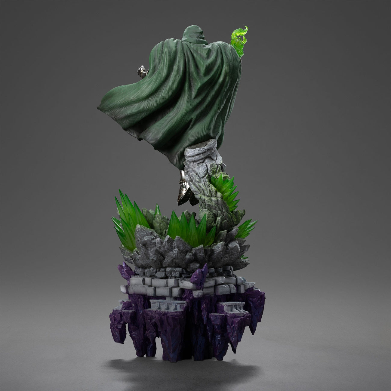 Zdjęcie produktu Figurka Doctor Doom Marvel Legends Diorama Art Scale