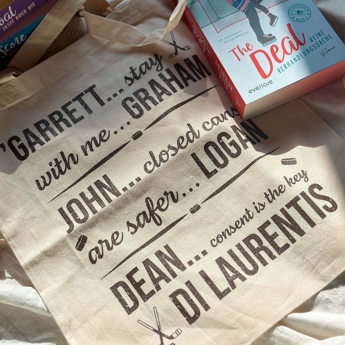 Zdjęcie produktu Torba Garrett, John i Dean dla fanów Off Campus