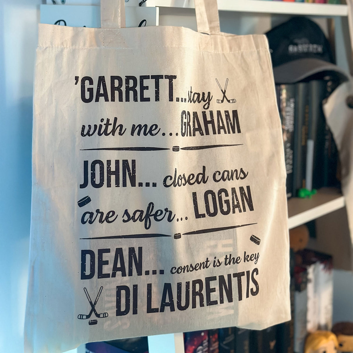 Zdjęcie produktu Torba Garrett, John i Dean dla fanów Off Campus