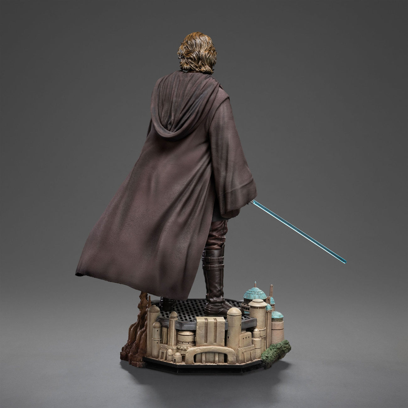 Zdjęcie produktu Star Wars Legacy Replica Statua 1/4 Anakin Skywalker 59 cm