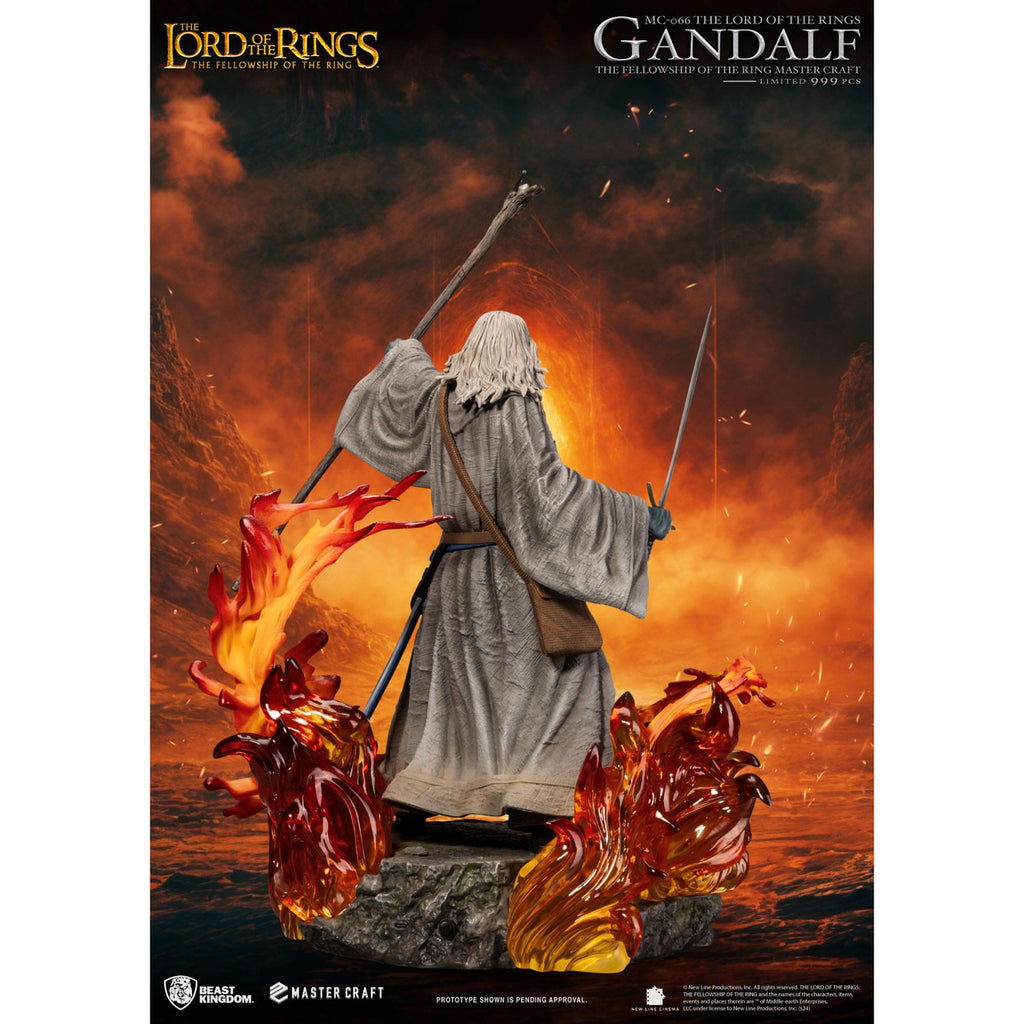 Zdjęcie produktu Władca Pierścieni - Figurka Master Craft Gandalf 58 cm