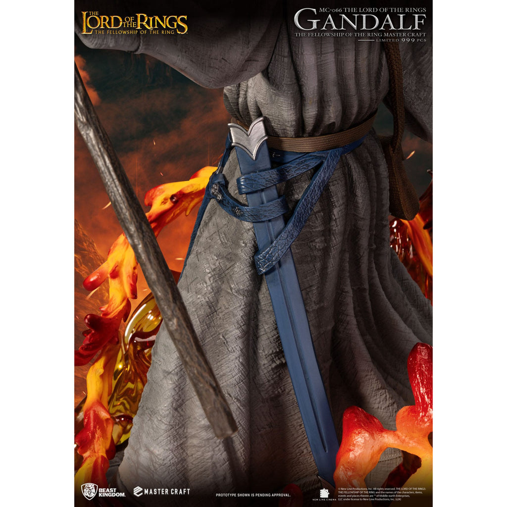 Zdjęcie produktu Władca Pierścieni - Figurka Master Craft Gandalf 58 cm